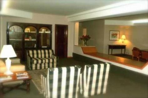 Duque Center Hotel Residence Porto Alegre Bagian luar foto